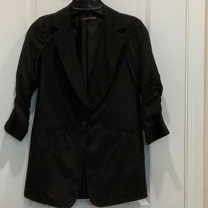 Donna Mizani 100% silk black designer woman’s Blazer. Size extra small